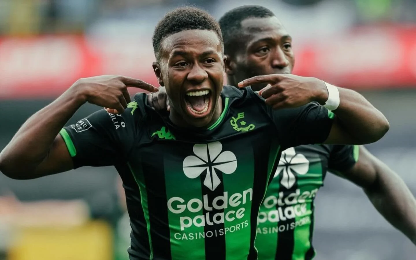 Em meio à novela Hulk, Atlético anuncia novo reforço